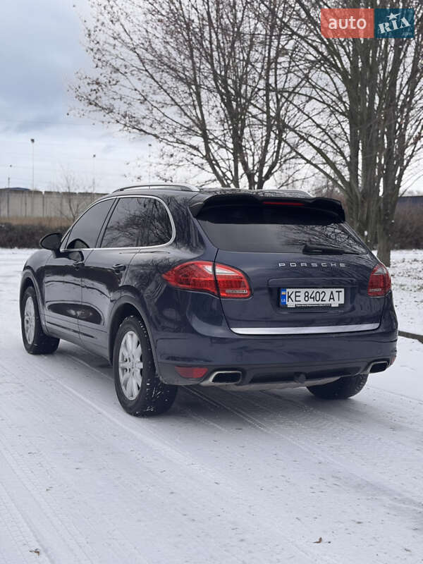 Внедорожник / Кроссовер Porsche Cayenne 2011 в Днепре