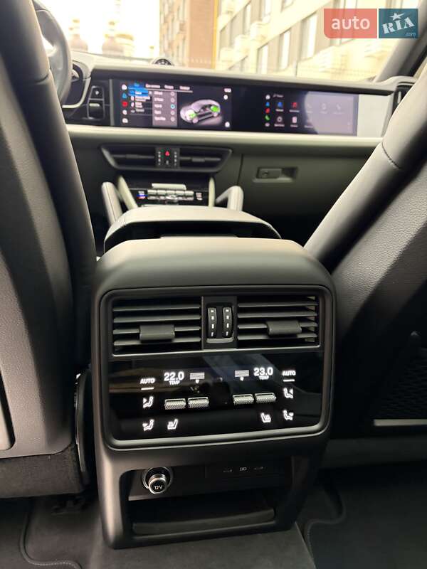 Внедорожник / Кроссовер Porsche Cayenne 2024 в Киеве фото 10 Внедорожник / Кроссовер Porsche Cayenne 2024 в Киеве