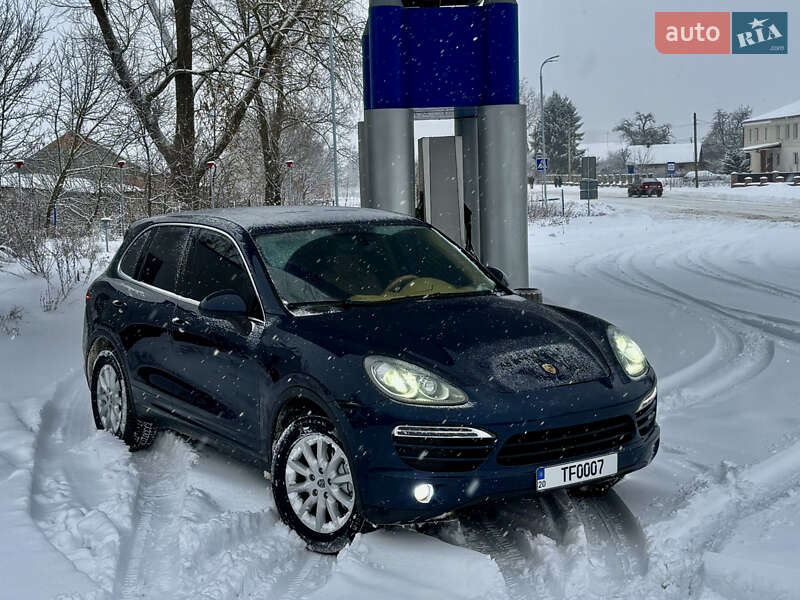 Porsche Cayenne 2011