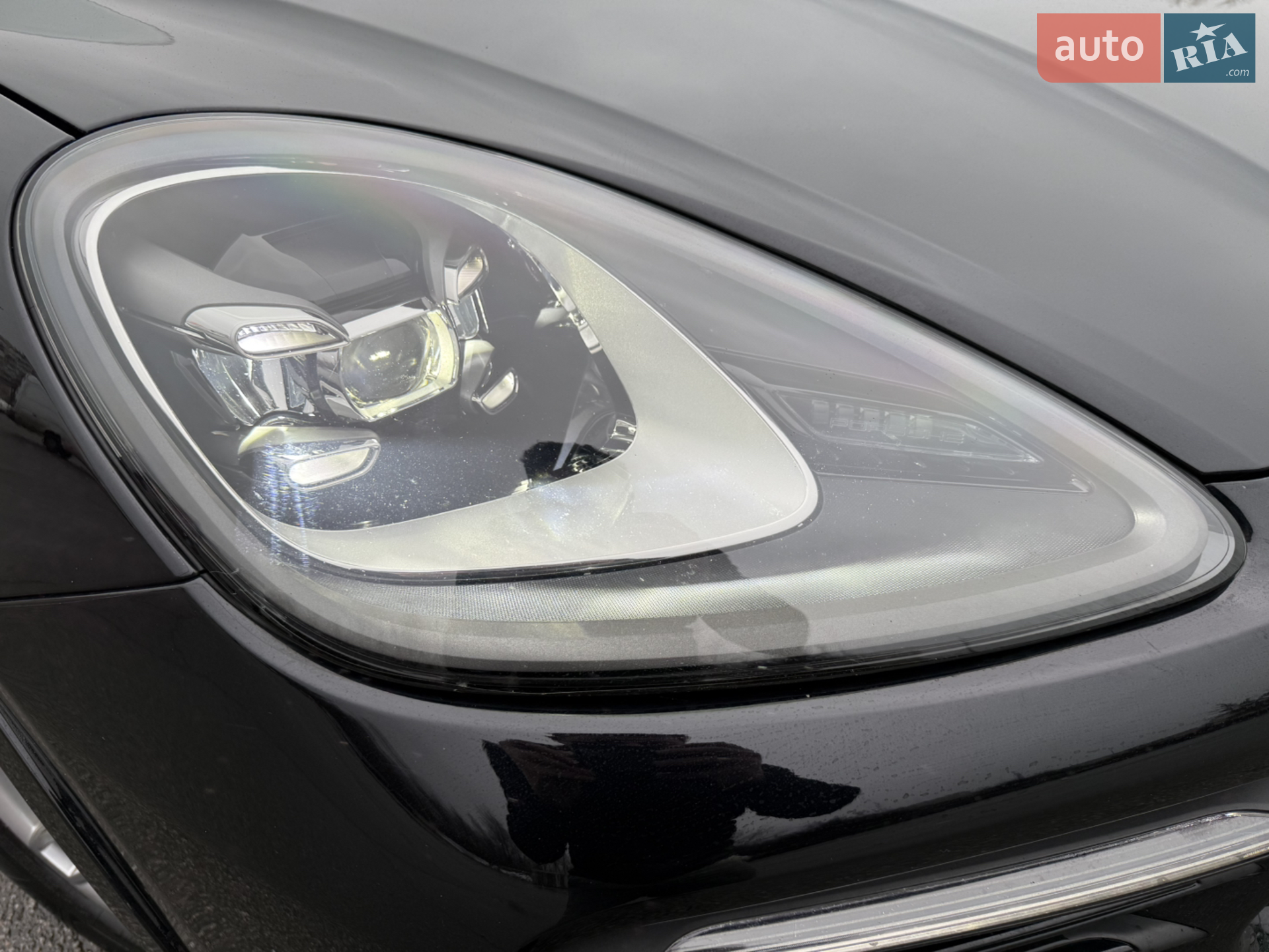 2020 Porsche Cayenne - мініатюра 19
