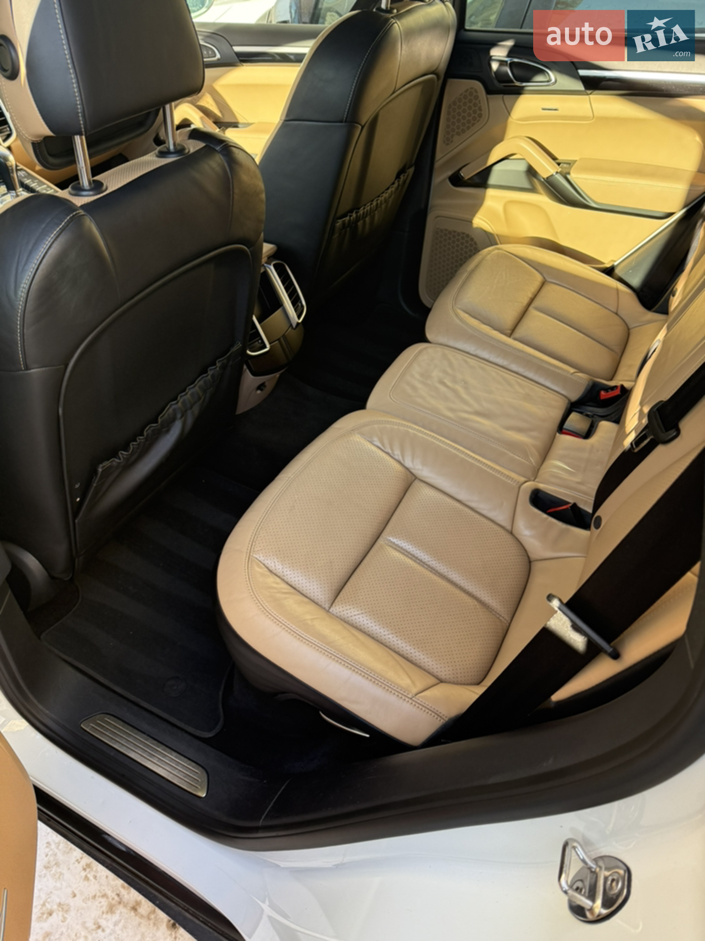 2015 Porsche Cayenne - мініатюра 20