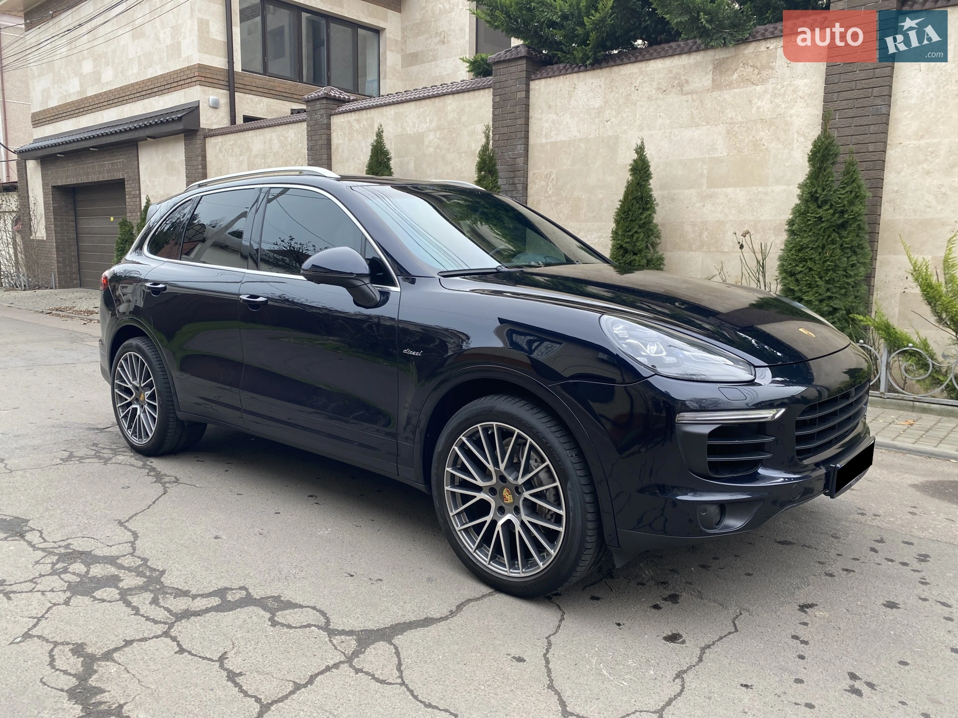 2016 Porsche Cayenne - мініатюра 17