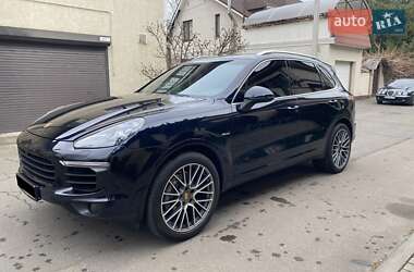 Позашляховик / Кросовер Porsche Cayenne 2016 в Одесі