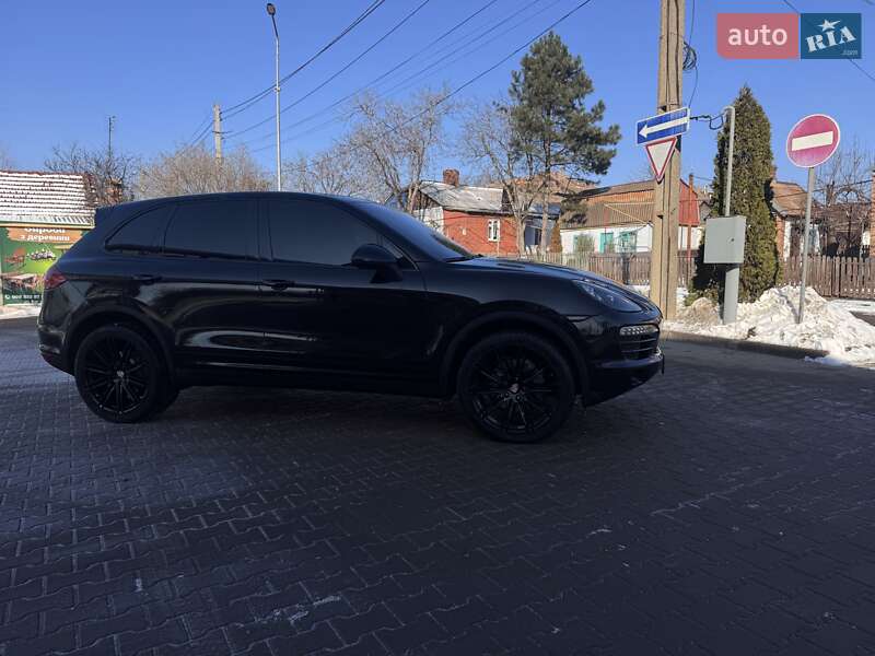 Внедорожник / Кроссовер Porsche Cayenne 2012 в Кривом Роге