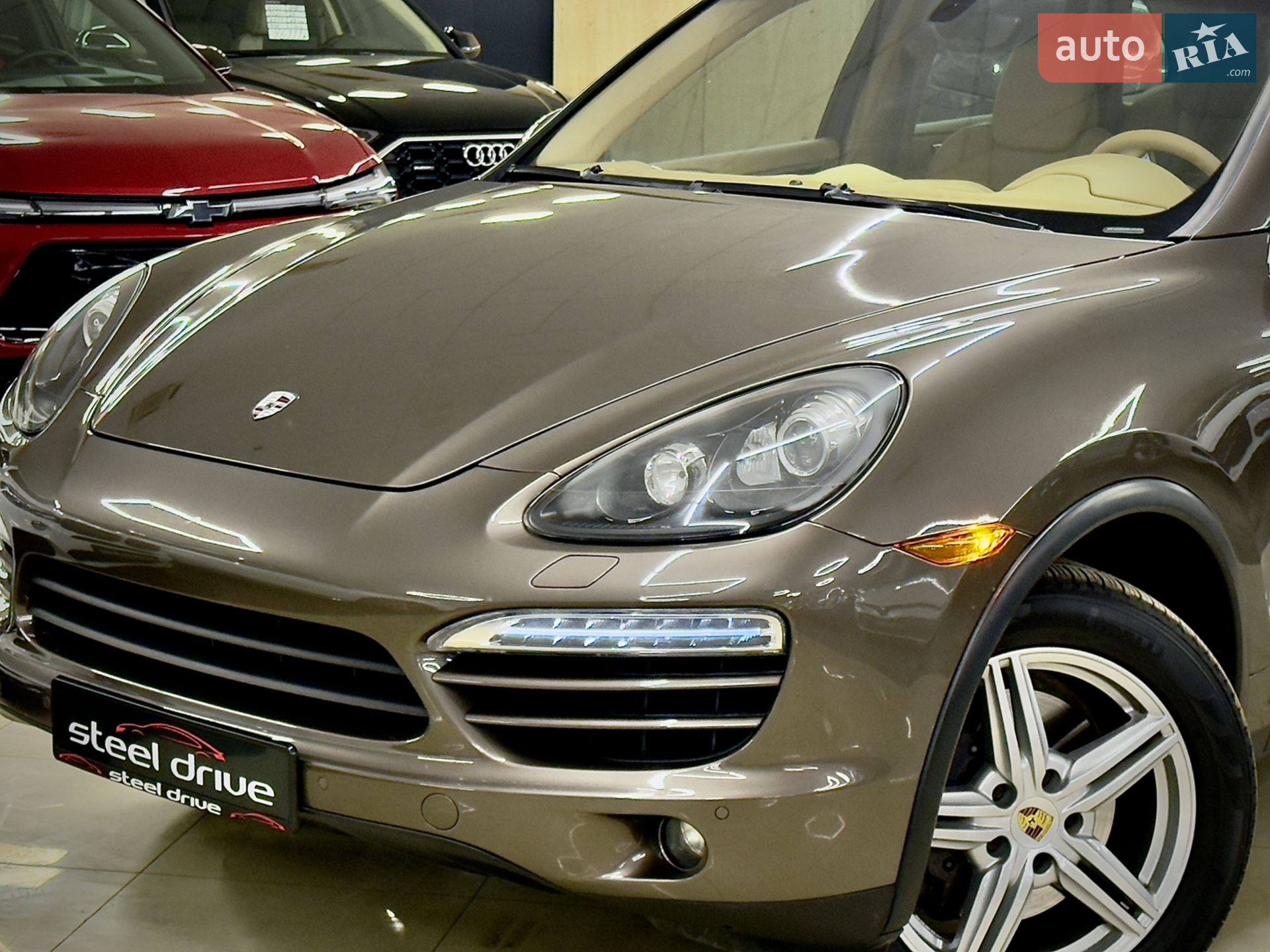 2013 Porsche Cayenne - мініатюра 2