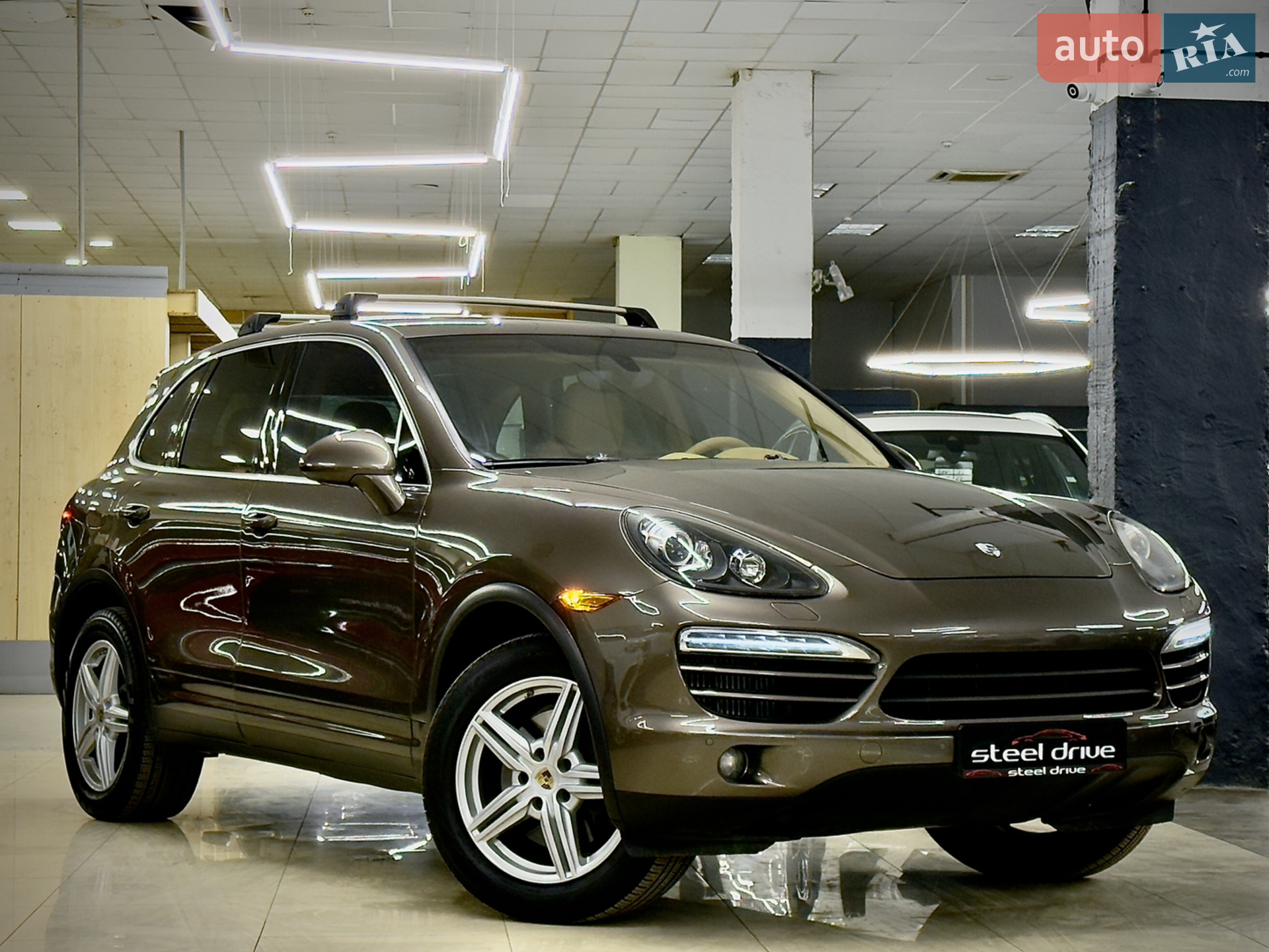 2013 Porsche Cayenne - мініатюра 4