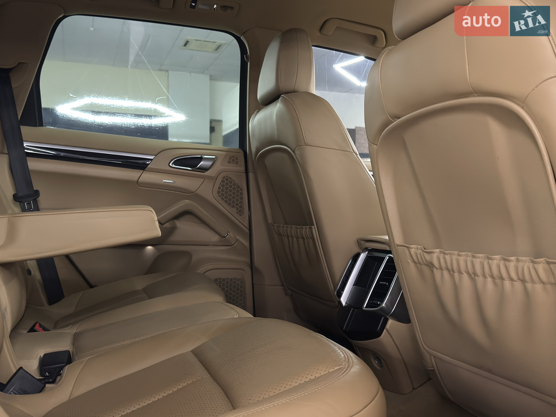 2013 Porsche Cayenne - мініатюра 25