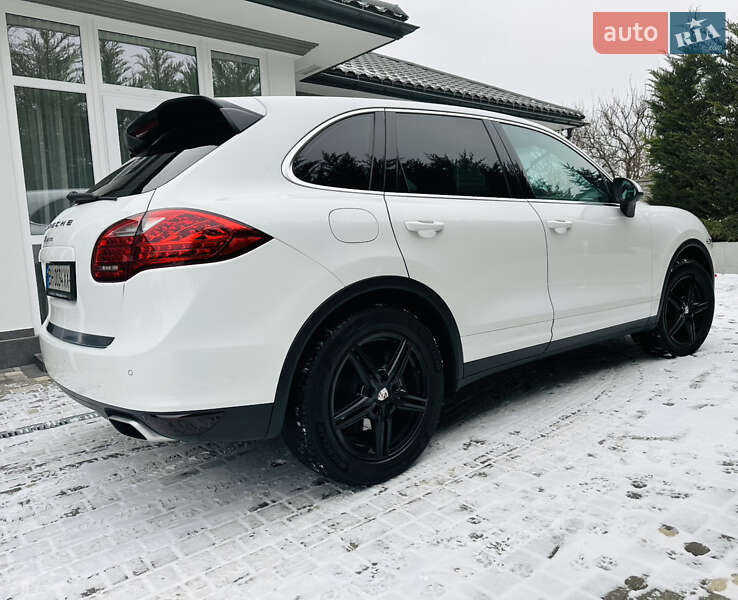 Внедорожник / Кроссовер Porsche Cayenne 2013 в Одессе