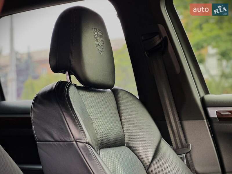 Внедорожник / Кроссовер Porsche Cayenne 2013 в Киеве