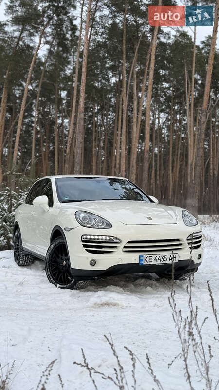 Porsche Cayenne 2011 Porsche Cayenne 2011