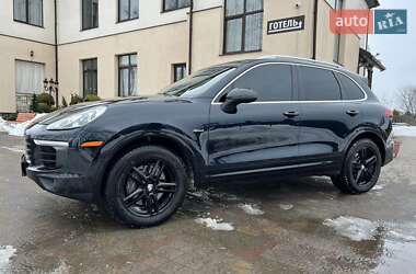 Внедорожник / Кроссовер Porsche Cayenne 2015 в Стрые