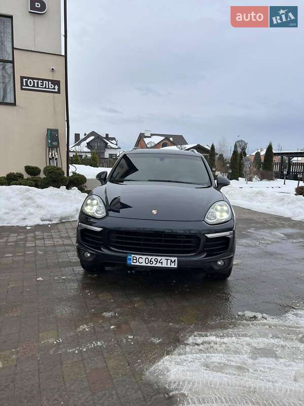 Porsche Cayenne 2015