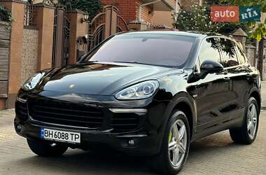Внедорожник / Кроссовер Porsche Cayenne 2015 в Одессе