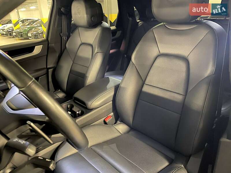 Внедорожник / Кроссовер Porsche Cayenne 2023 в Киеве фото 35 Внедорожник / Кроссовер Porsche Cayenne 2023 в Киеве