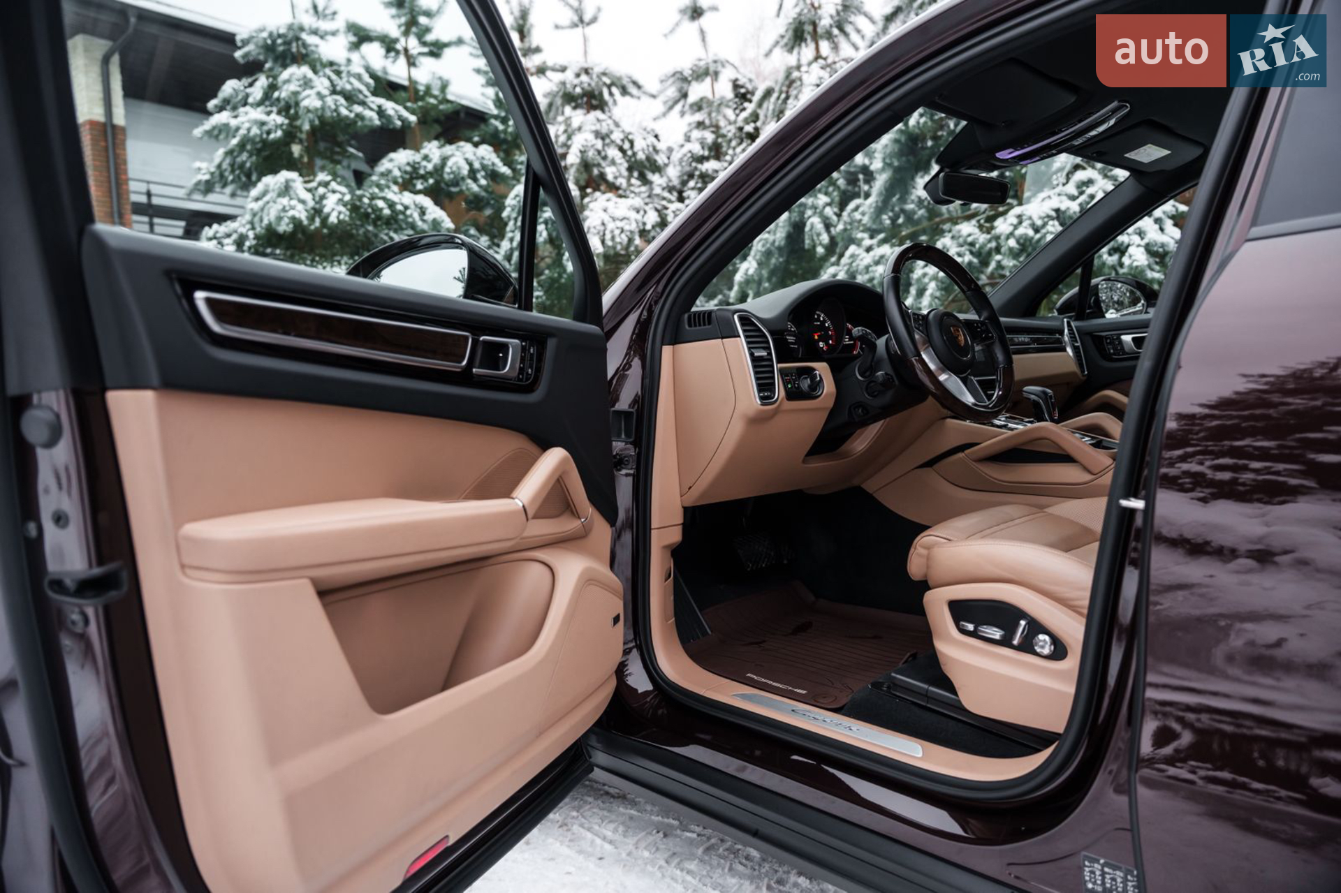 2019 Porsche Cayenne - мініатюра 17