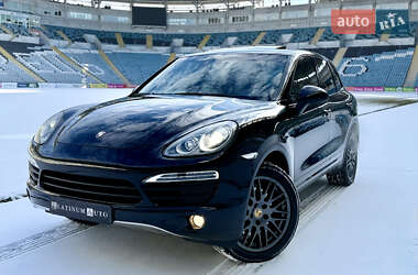 Внедорожник / Кроссовер Porsche Cayenne 2012 в Одессе