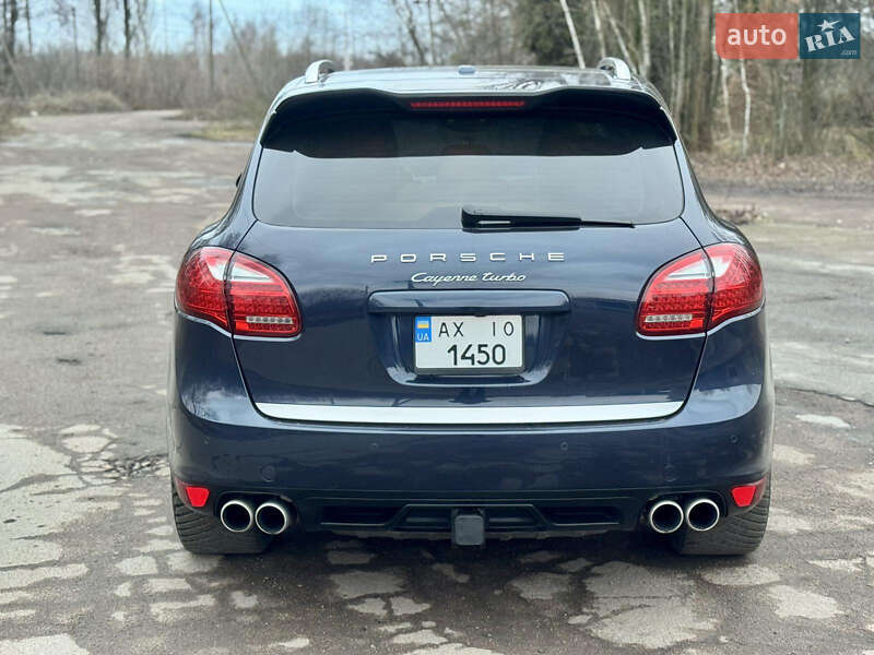 Внедорожник / Кроссовер Porsche Cayenne 2010 в Житомире