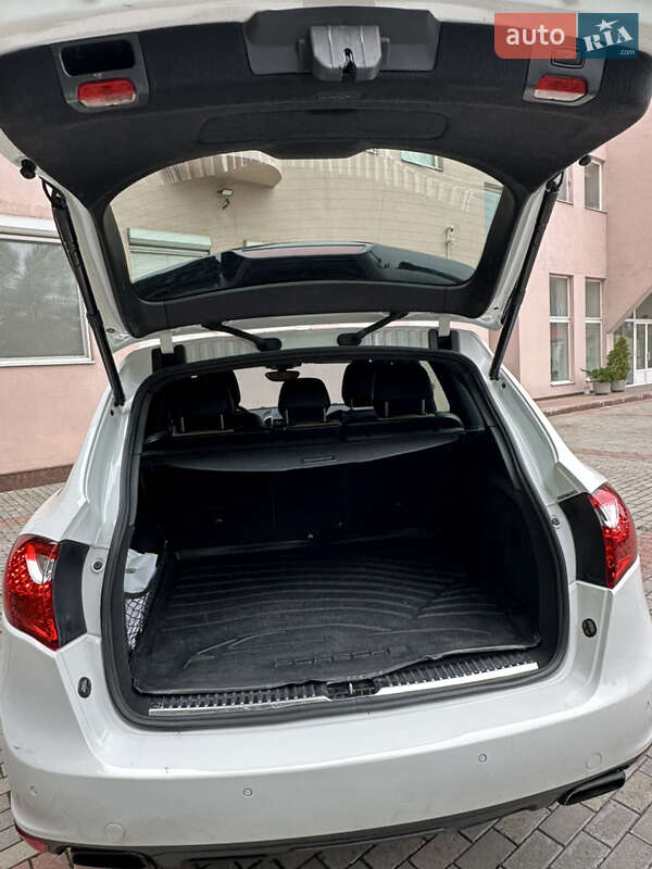 Внедорожник / Кроссовер Porsche Cayenne 2014 в Днепре