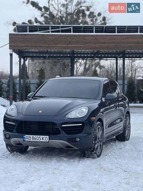 Внедорожник / Кроссовер Porsche Cayenne 2012 в Виннице