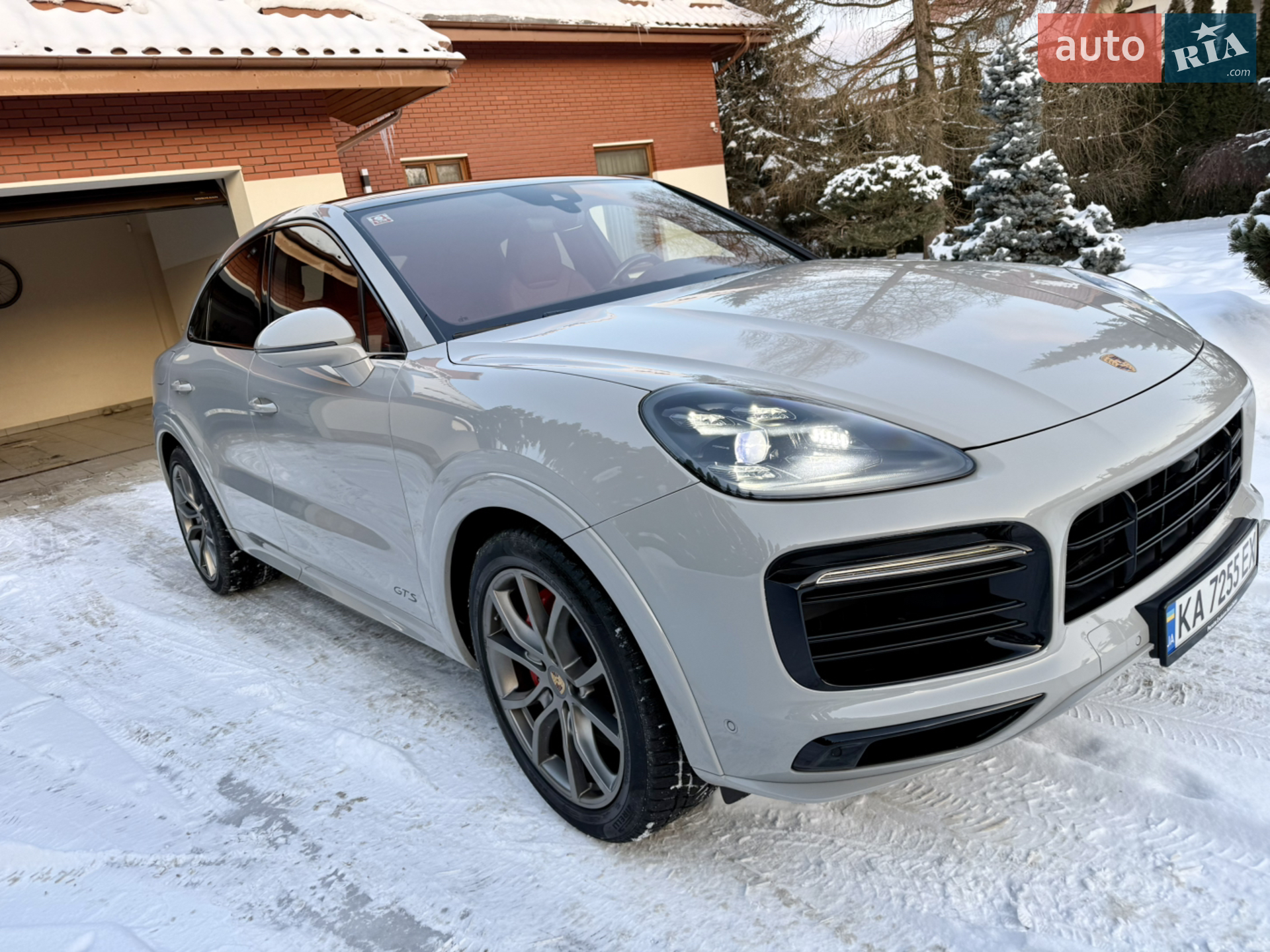 2022 Porsche Cayenne - мініатюра 3