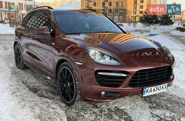 Внедорожник / Кроссовер Porsche Cayenne 2012 в Киеве