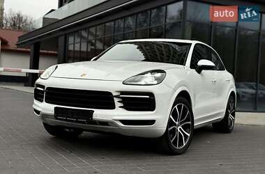 Внедорожник / Кроссовер Porsche Cayenne 2019 в Киеве