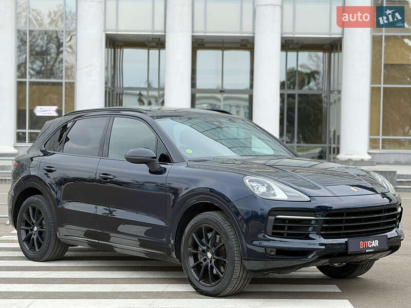 Внедорожник / Кроссовер Porsche Cayenne 2019 в Одессе