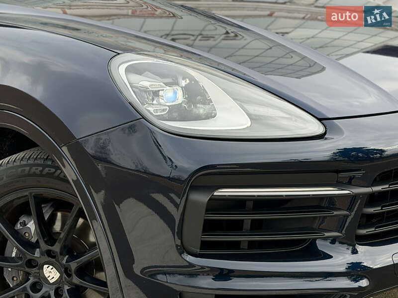 Внедорожник / Кроссовер Porsche Cayenne 2019 в Одессе