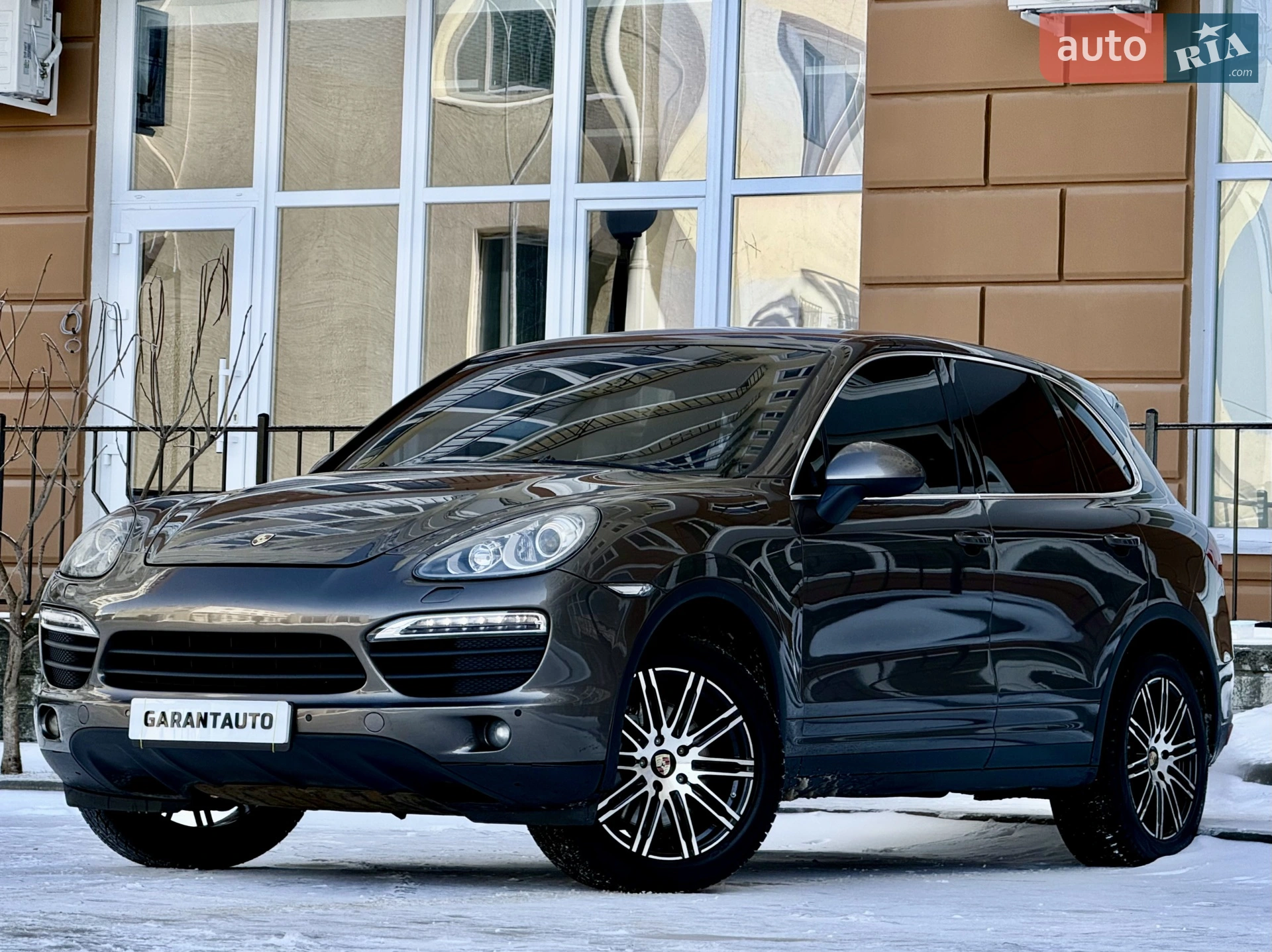 2011 Porsche Cayenne - мініатюра 4