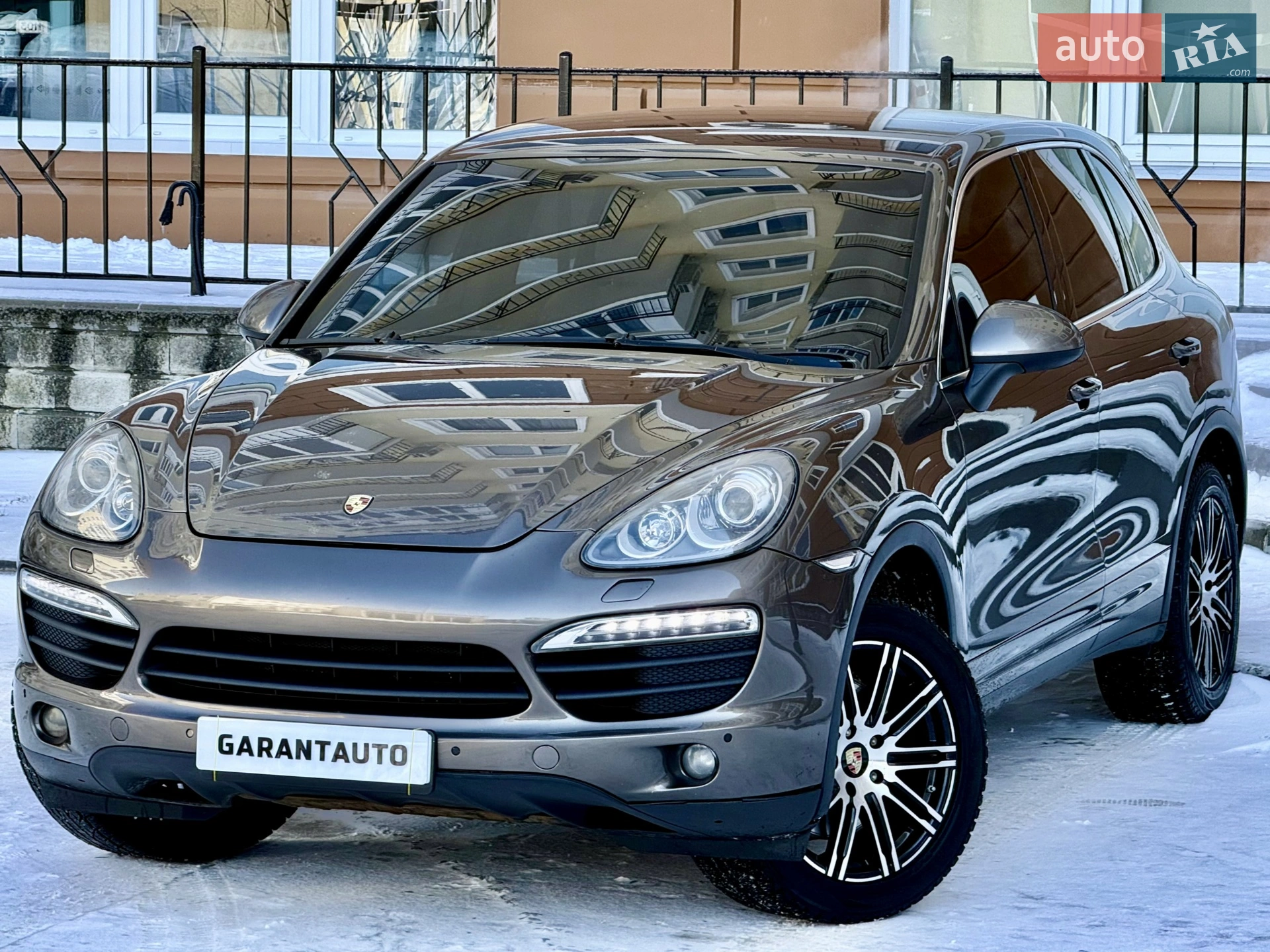 2011 Porsche Cayenne - мініатюра 11