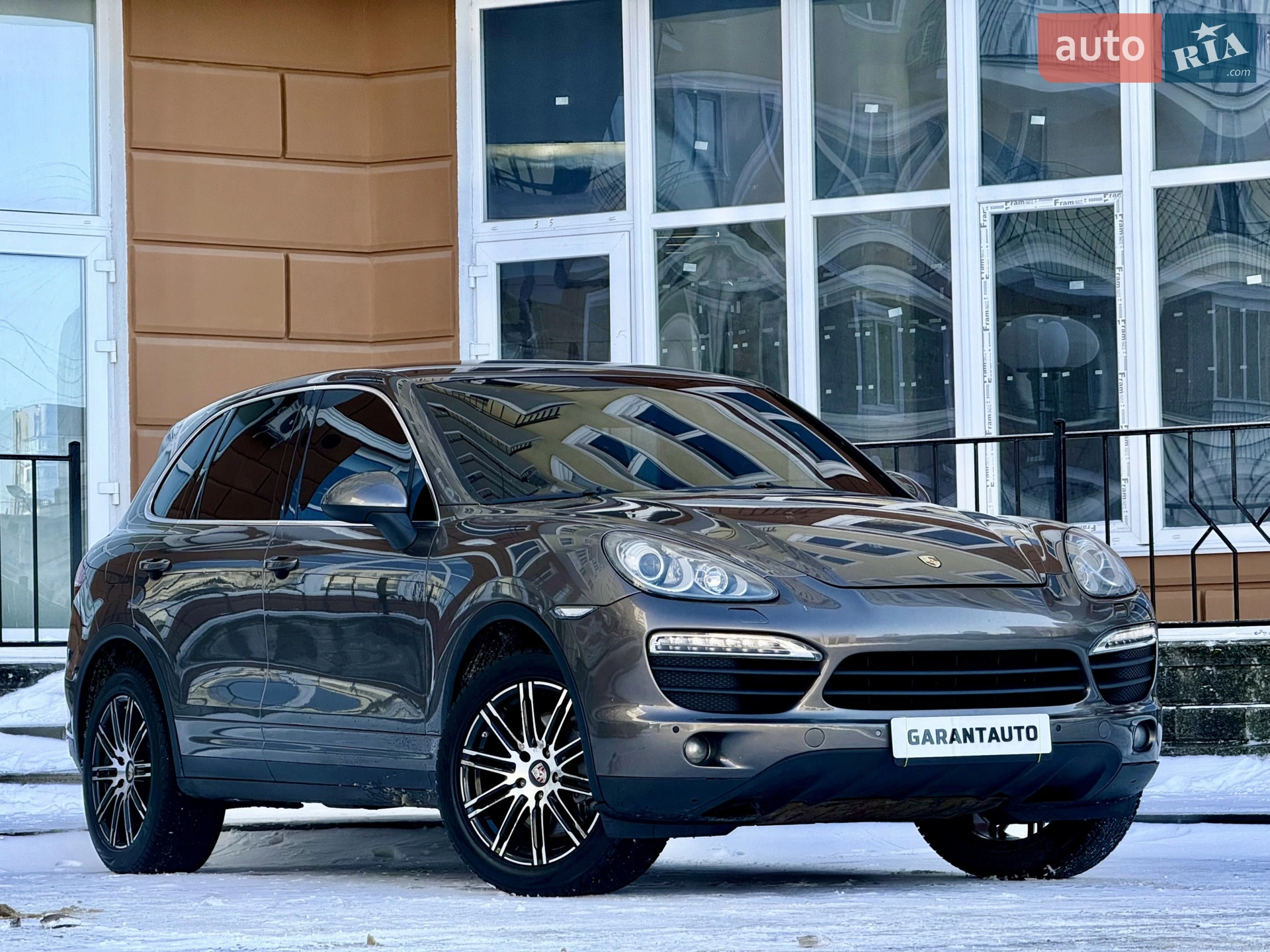 2011 Porsche Cayenne - мініатюра 21