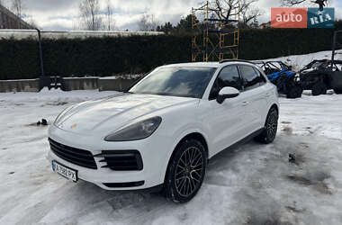 Внедорожник / Кроссовер Porsche Cayenne 2018 в Козине