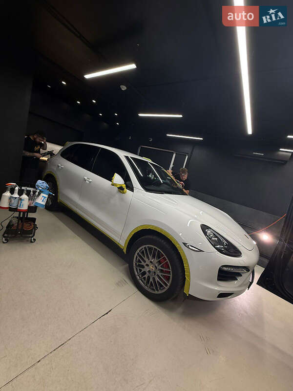Внедорожник / Кроссовер Porsche Cayenne 2012 в Киеве Внедорожник / Кроссовер Porsche Cayenne 2012 в Киеве