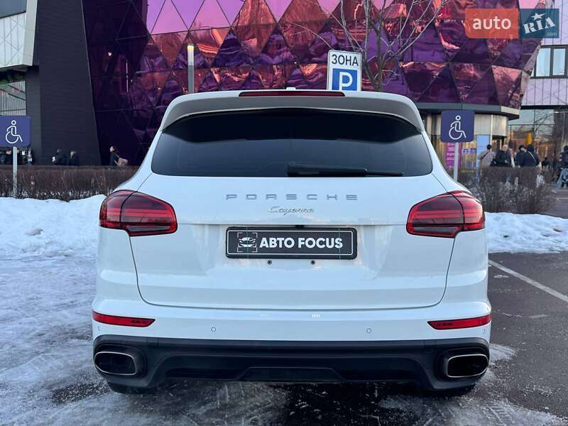 Внедорожник / Кроссовер Porsche Cayenne 2015 в Киеве фото 6 Внедорожник / Кроссовер Porsche Cayenne 2015 в Киеве