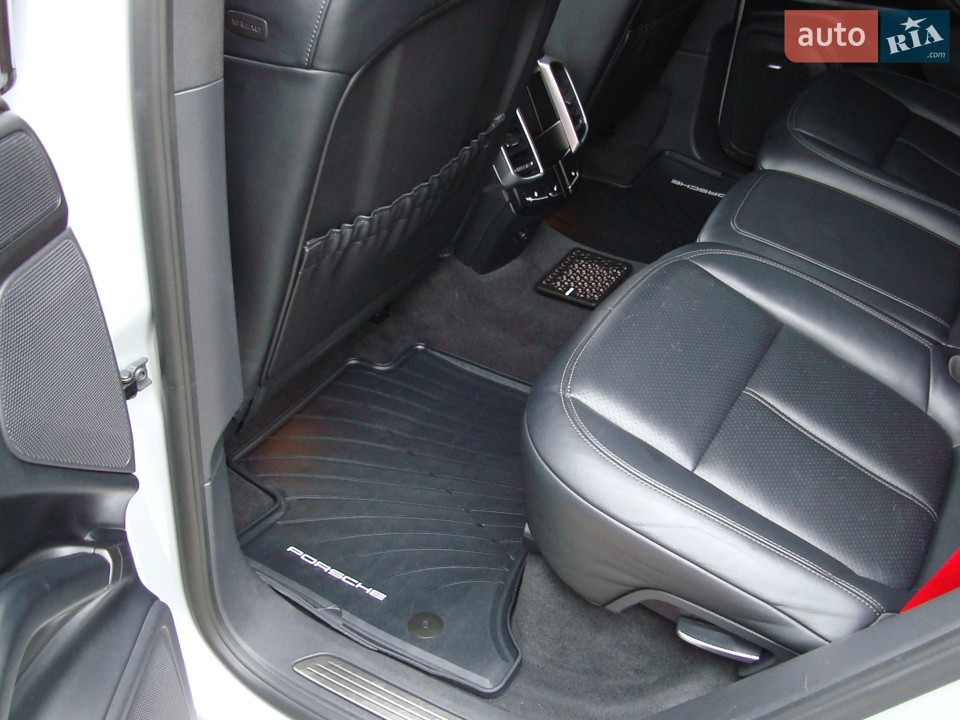 2014 Porsche Cayenne - мініатюра 40