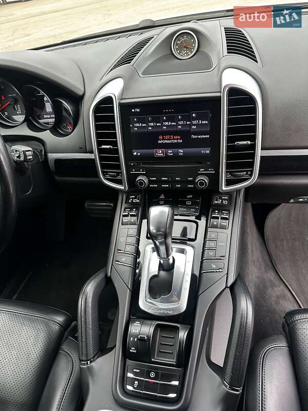 Внедорожник / Кроссовер Porsche Cayenne 2017 в Днепре