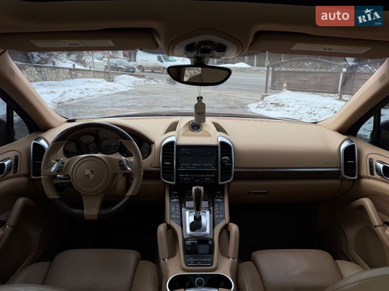 Внедорожник / Кроссовер Porsche Cayenne 2013 в Тернополе