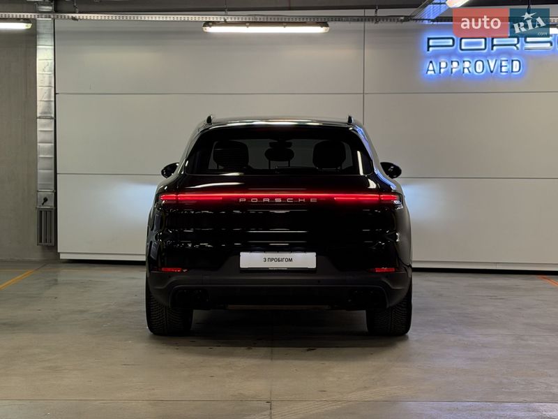 Внедорожник / Кроссовер Porsche Cayenne 2023 в Киеве