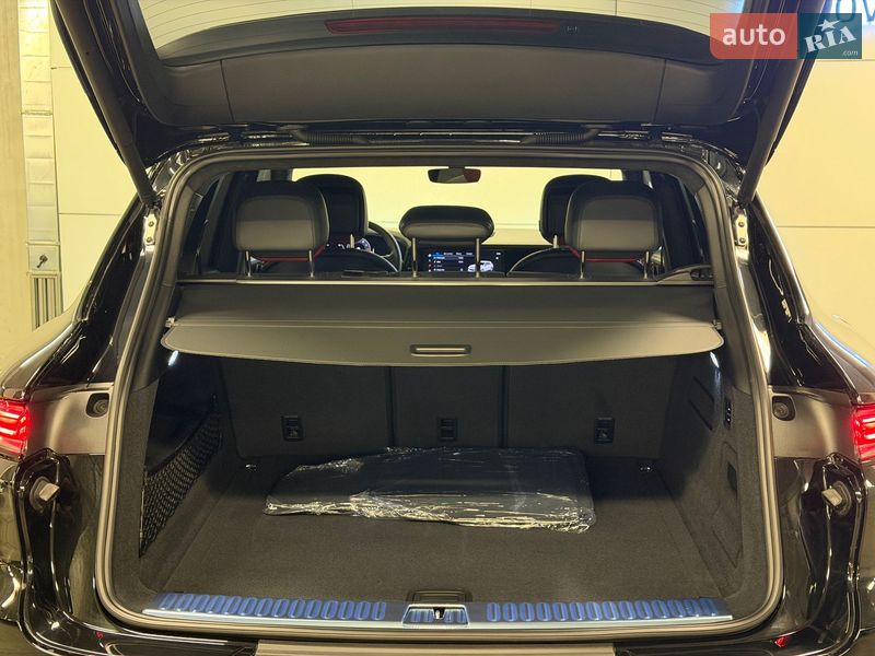 Внедорожник / Кроссовер Porsche Cayenne 2023 в Киеве