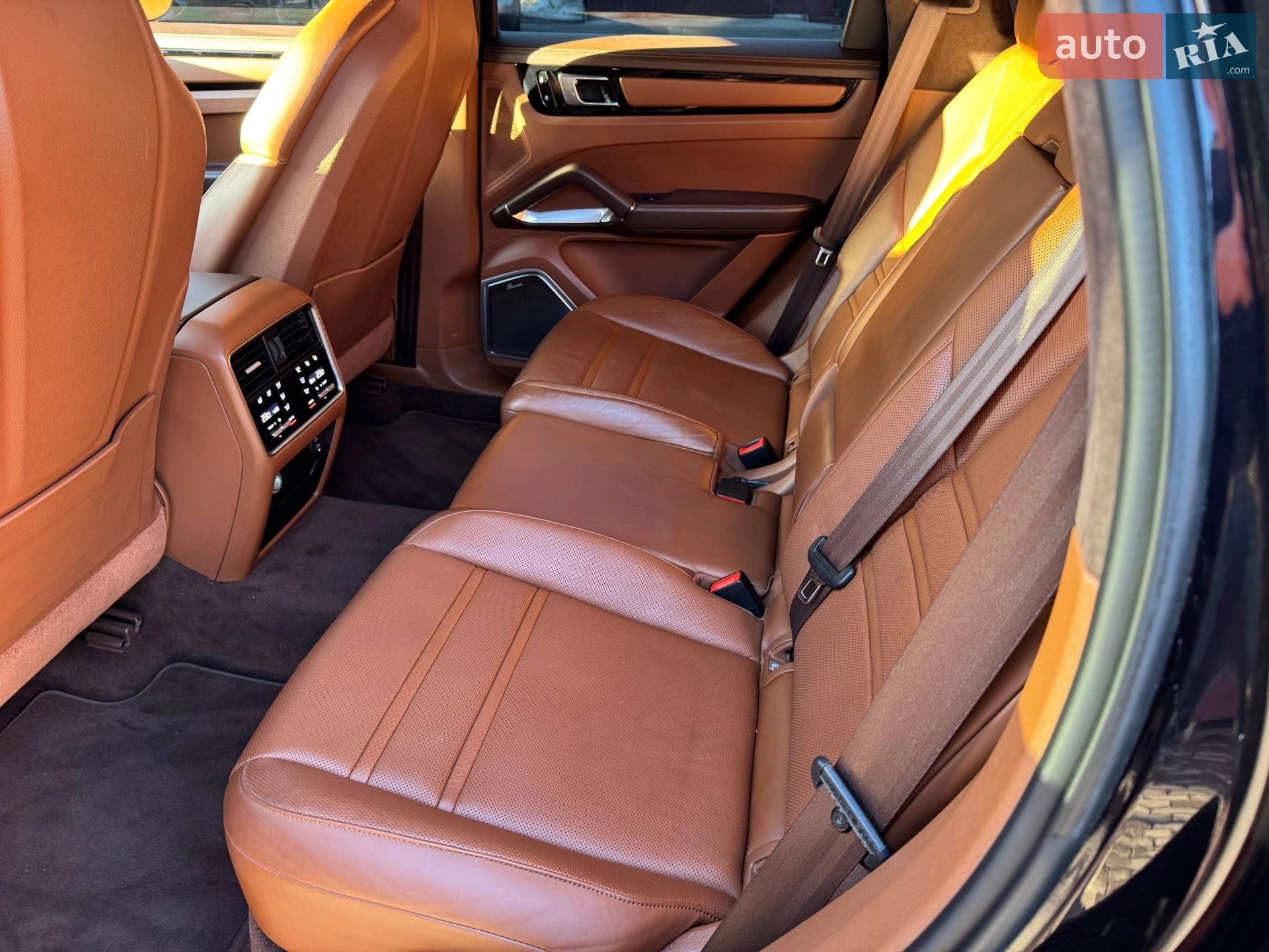 2019 Porsche Cayenne - мініатюра 13