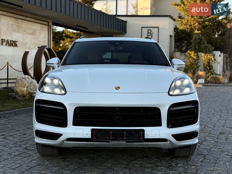 Внедорожник / Кроссовер Porsche Cayenne 2018 в Львове