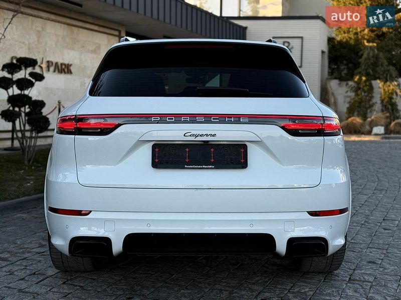 Внедорожник / Кроссовер Porsche Cayenne 2018 в Львове