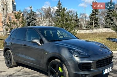 Позашляховик / Кросовер Porsche Cayenne 2015 в Кременчуці