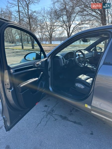 Позашляховик / Кросовер Porsche Cayenne 2015 в Кременчуці