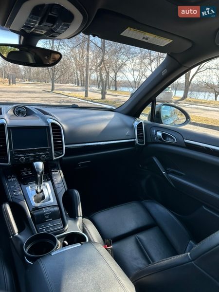 Позашляховик / Кросовер Porsche Cayenne 2015 в Кременчуці