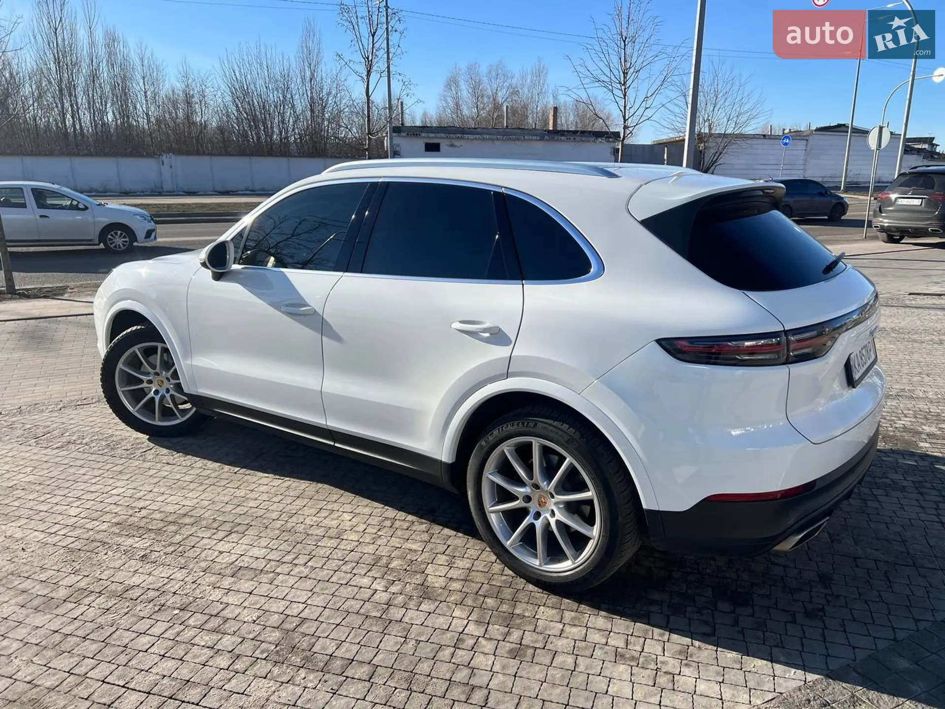 2019 Porsche Cayenne - мініатюра 13