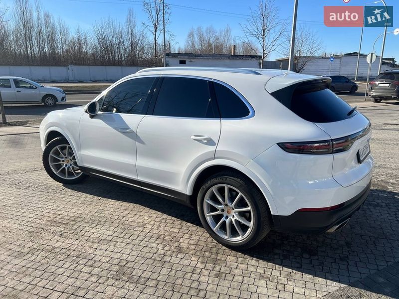 Позашляховик / Кросовер Porsche Cayenne 2019 в Києві