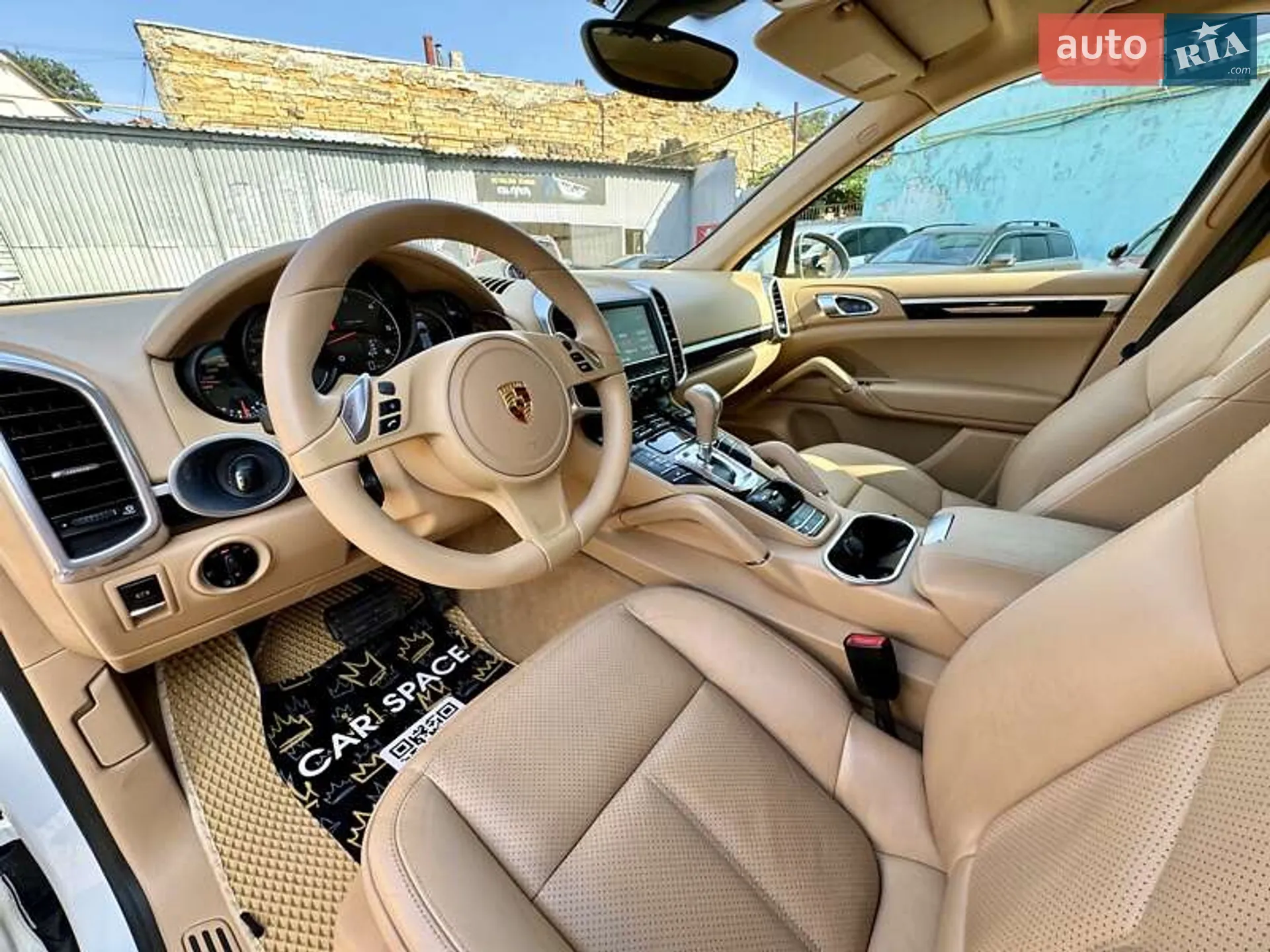 2013 Porsche Cayenne - мініатюра 2