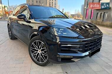Позашляховик / Кросовер Porsche Cayenne 2024 в Києві