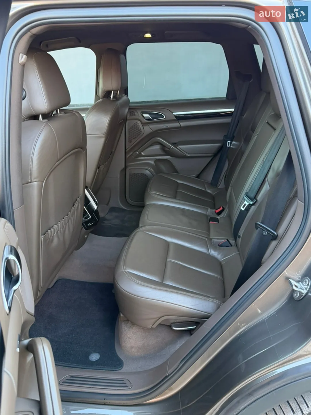 2010 Porsche Cayenne - мініатюра 25
